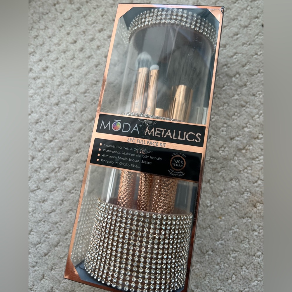 Gold 6pc makeup brush set